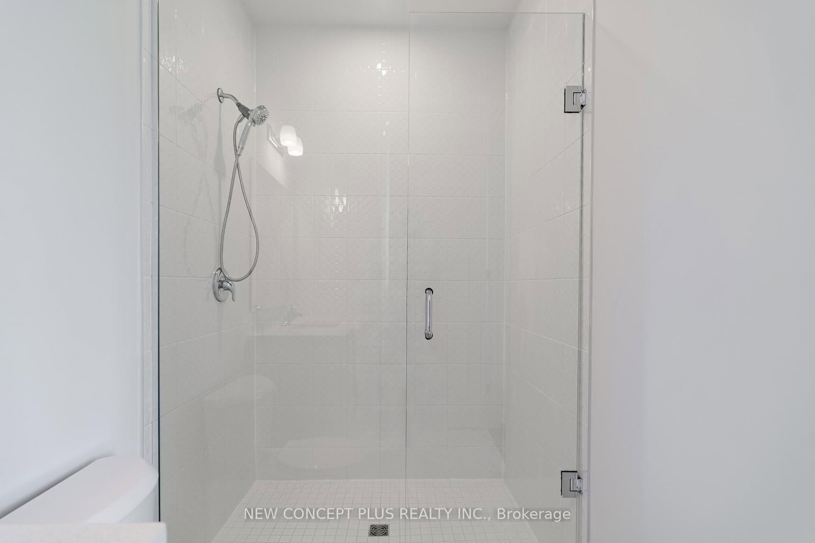 10 Mayapple Street • Adjala-Tosorontio, ON photo 10