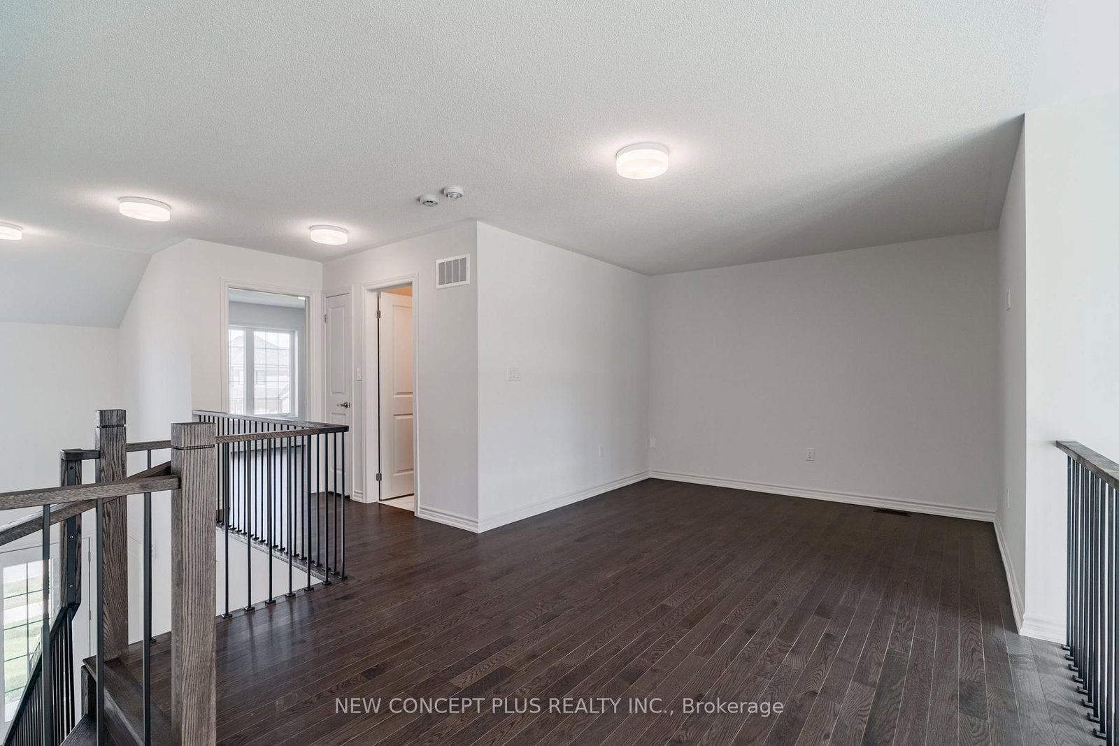 10 Mayapple Street • Adjala-Tosorontio, ON photo 11