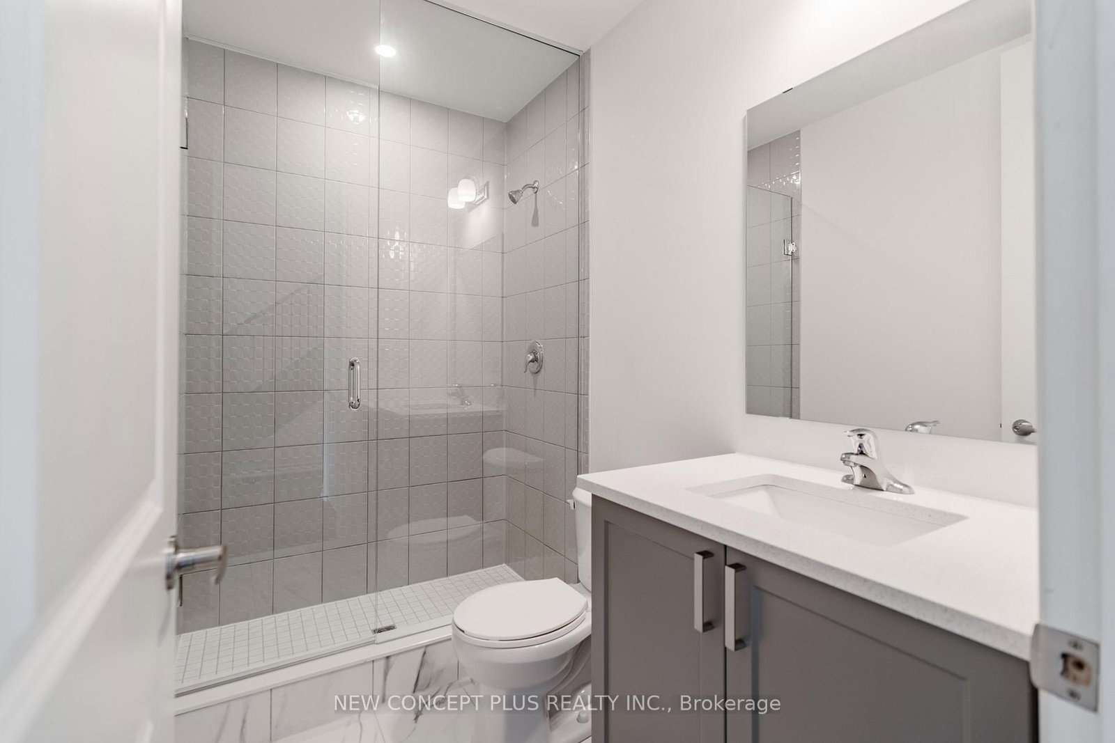 10 Mayapple Street • Adjala-Tosorontio, ON photo 4