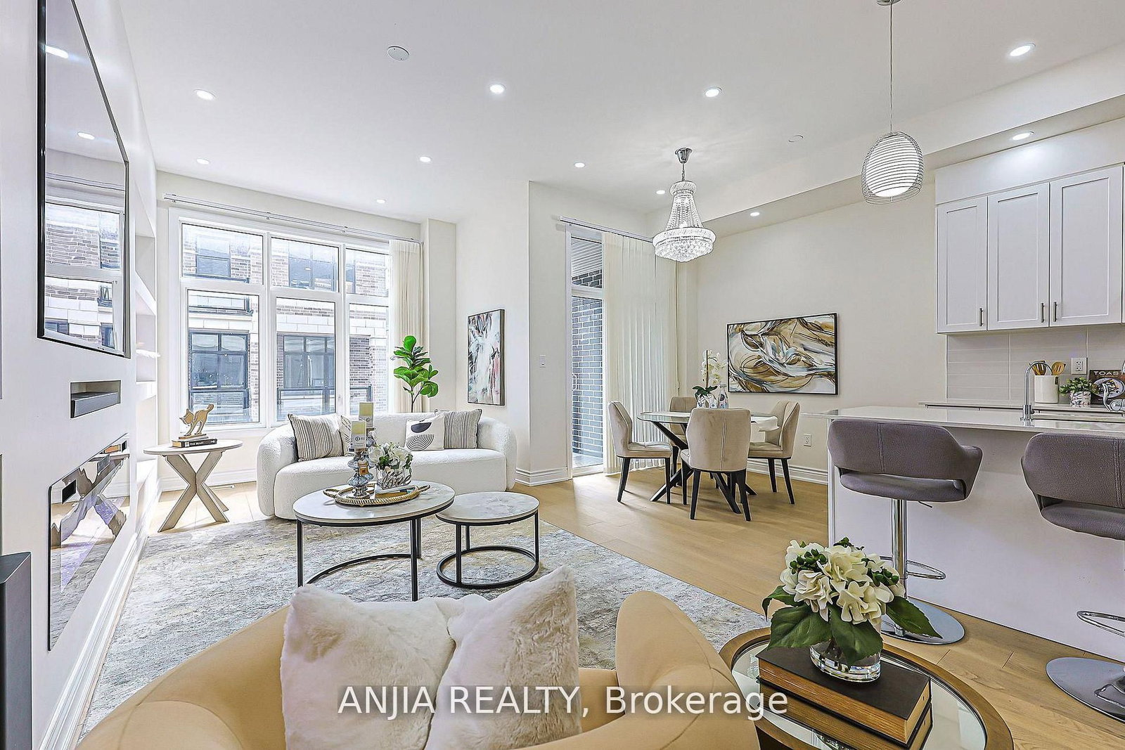 45 Kahshe Lane • Richmond Hill, ON photo 15