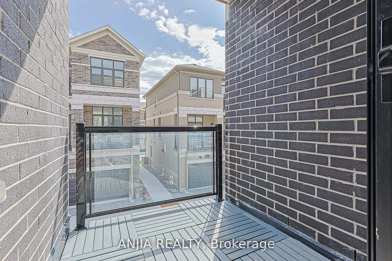 45 Kahshe Lane • Richmond Hill, ON photo 26