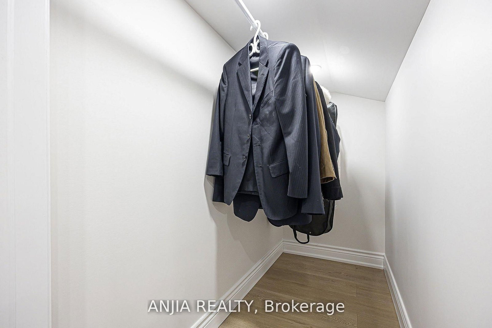 45 Kahshe Lane • Richmond Hill, ON photo 44