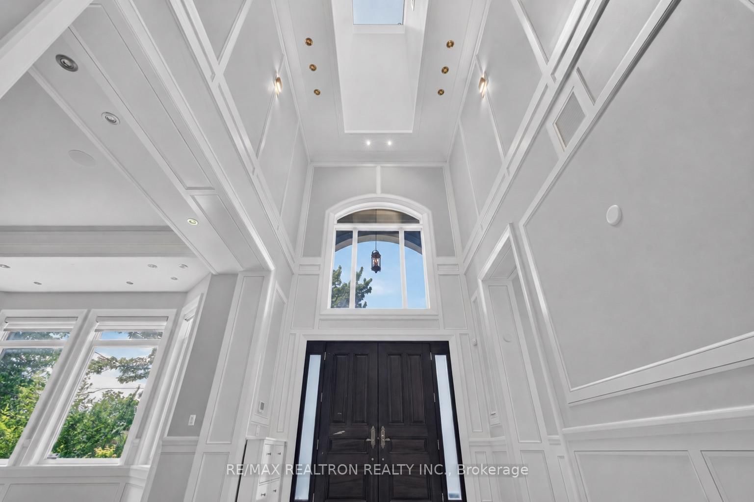 45 Boyle Drive • Richmond Hill, ON photo 9