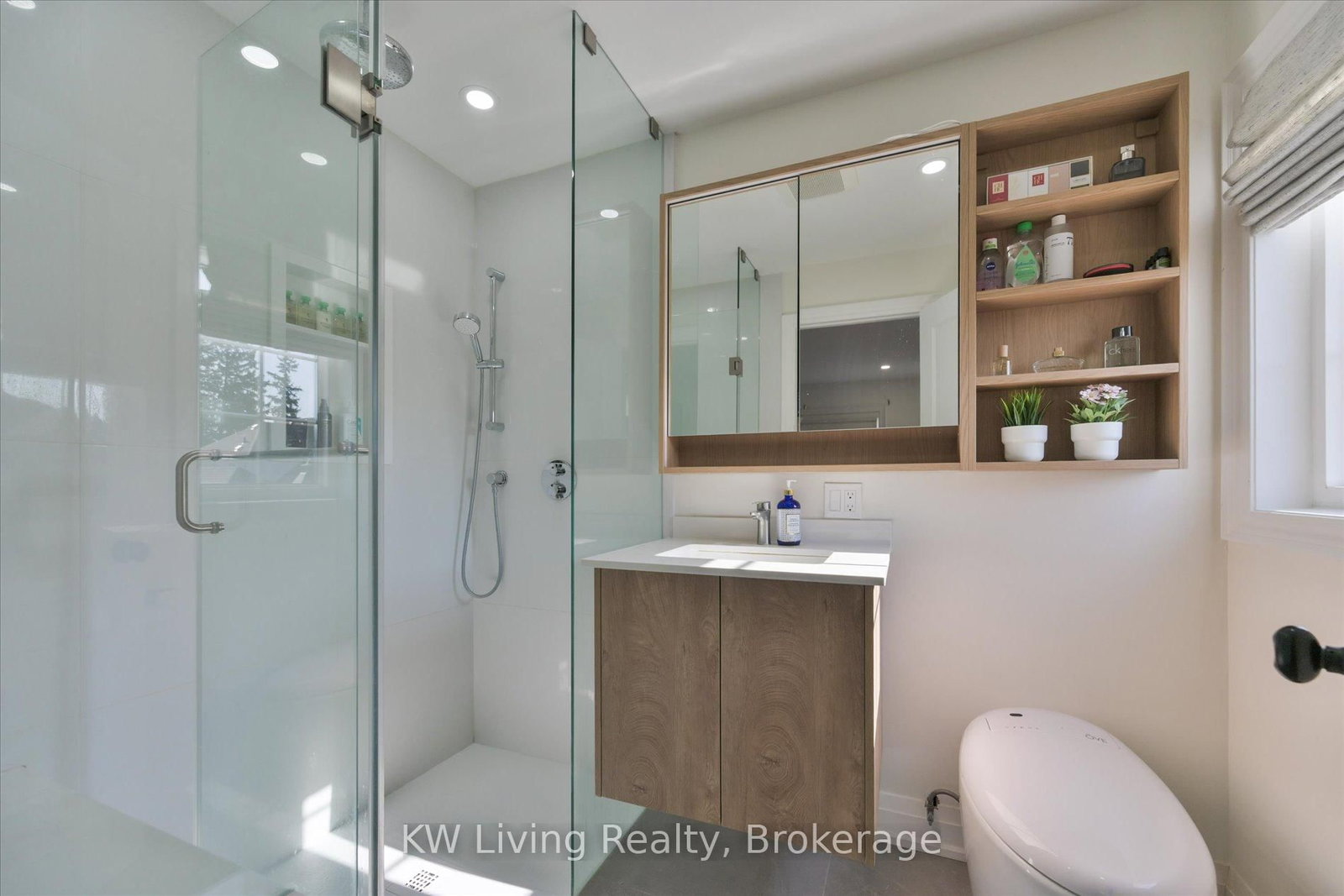 2 Sunrise Ridge Trail • Whitchurch-Stouffville, ON photo 24