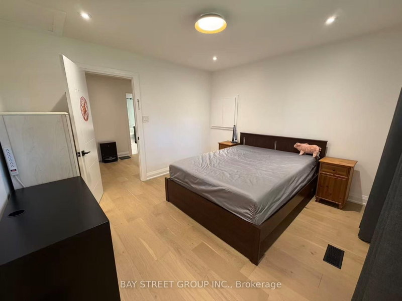 Room - 25 Jeremy Drive