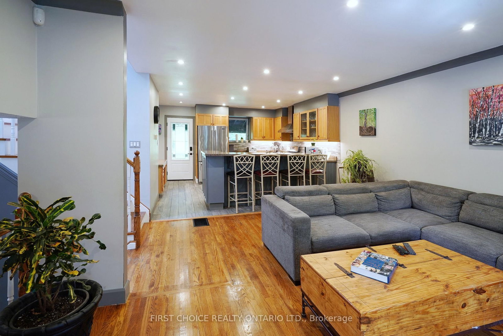 74 The Boulevard • New Tecumseth, ON photo 10