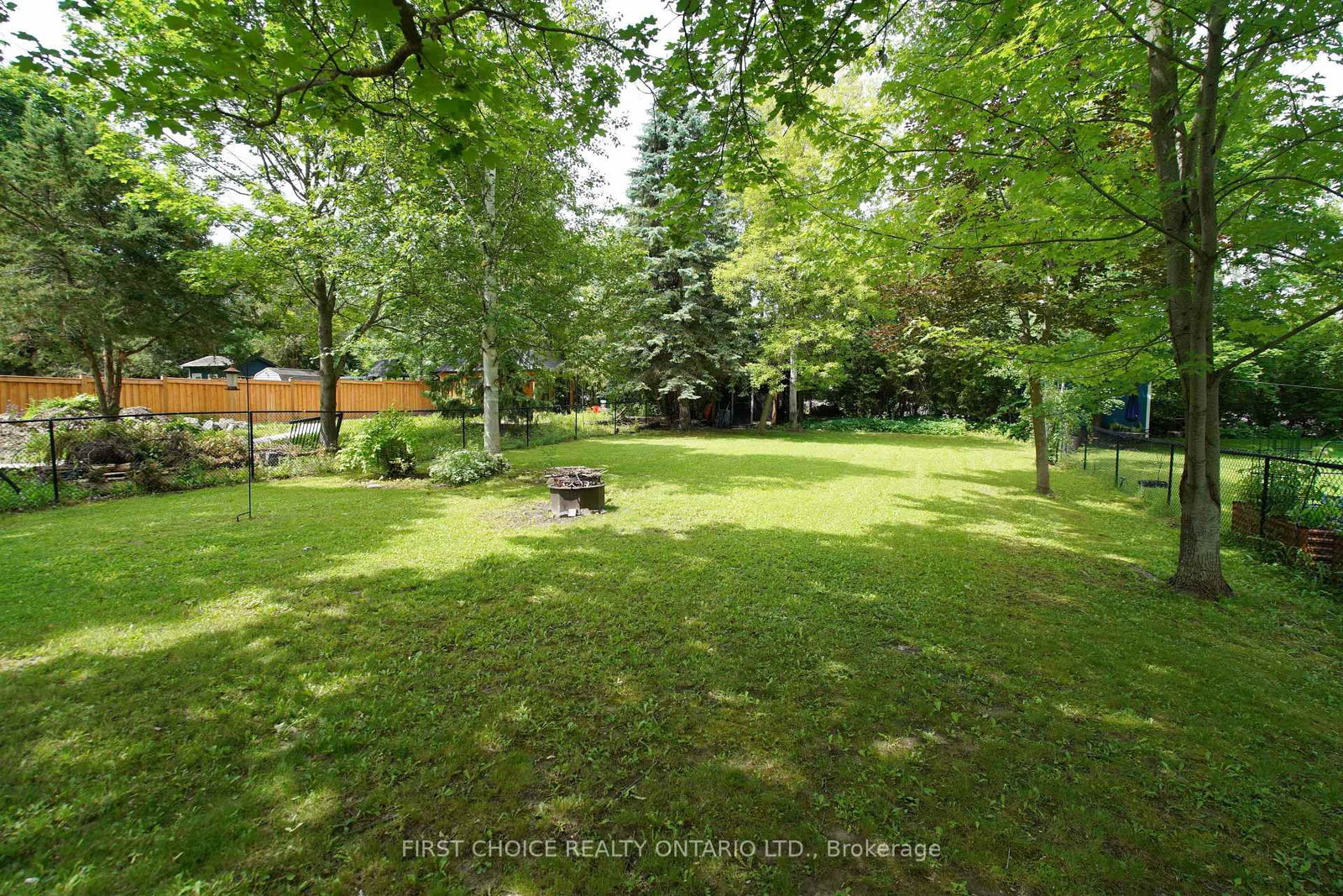 74 The Boulevard • New Tecumseth, ON photo 31