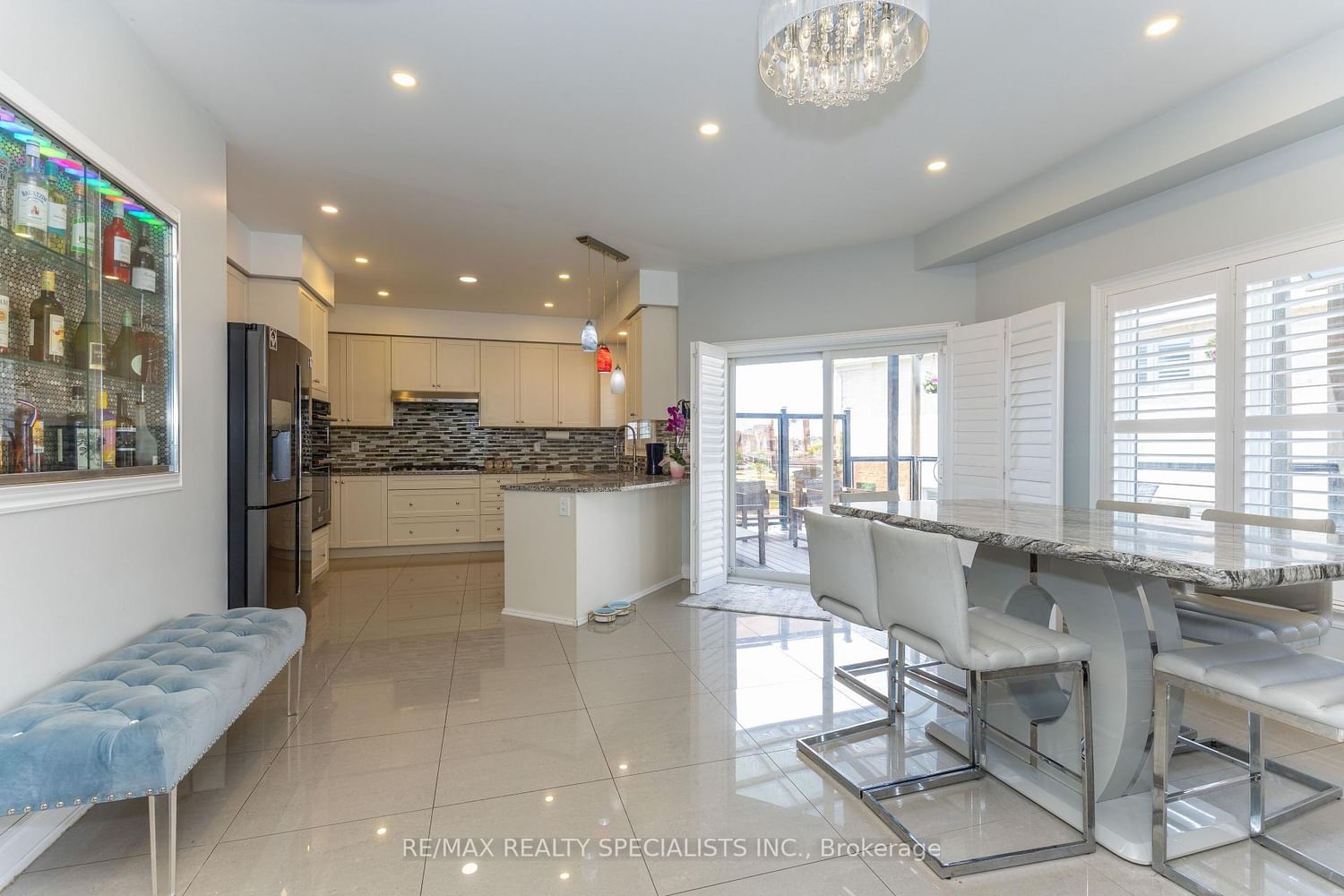 8 W. Dykie Court • Bradford West Gwillimbury, ON photo 16