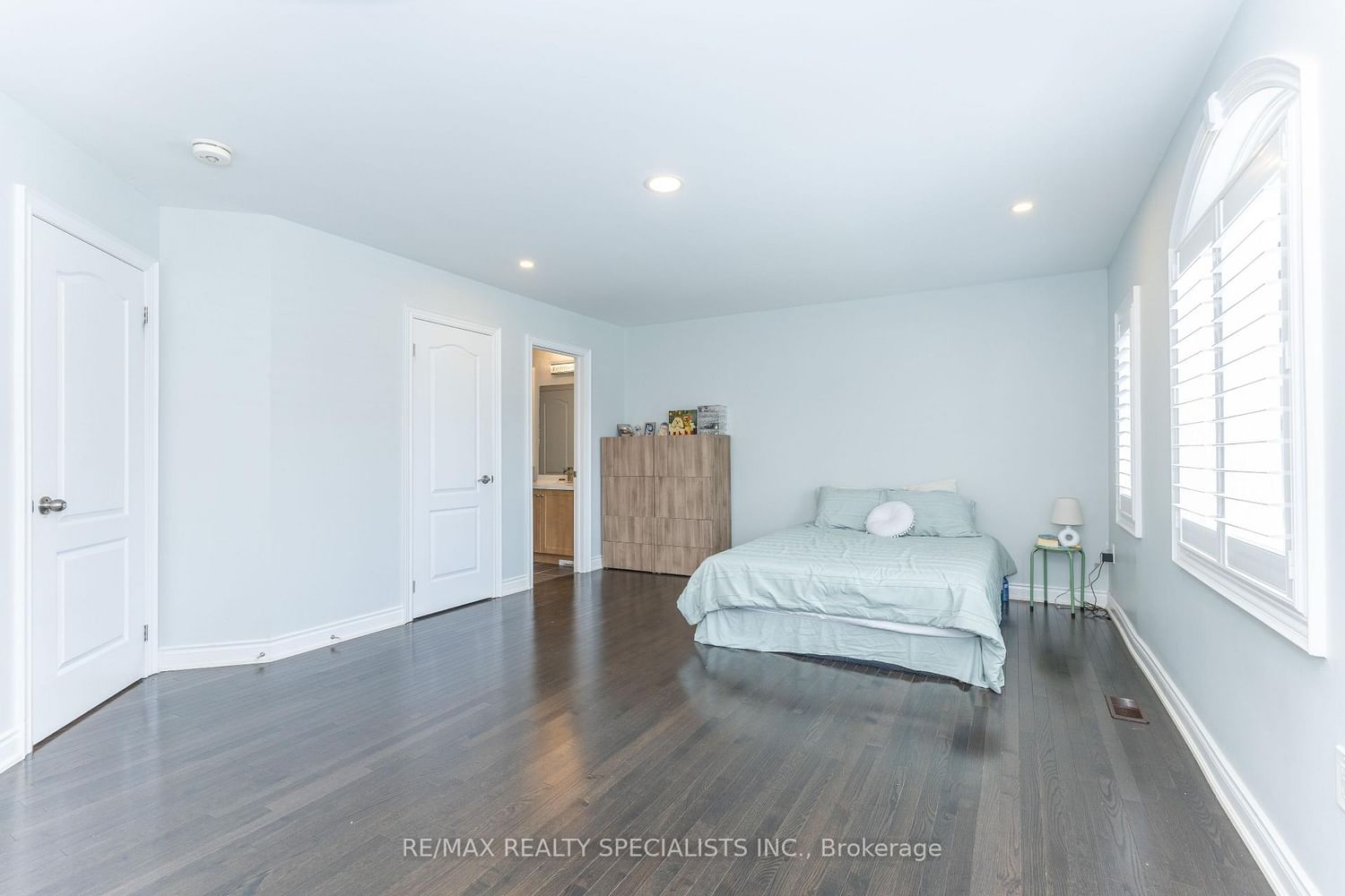 8 W. Dykie Court • Bradford West Gwillimbury, ON photo 34