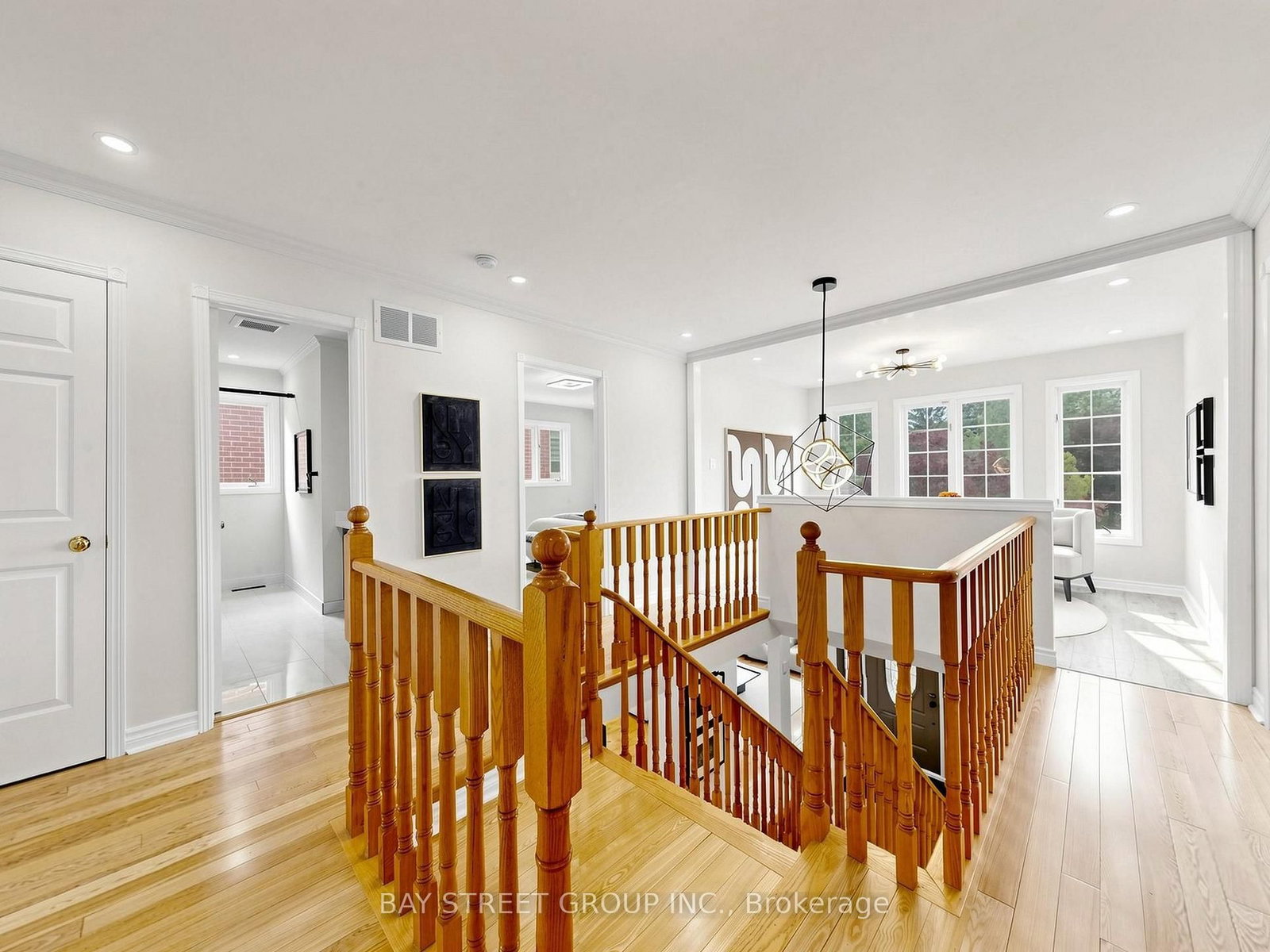 98 Brookeview Drive • Aurora, ON photo 15