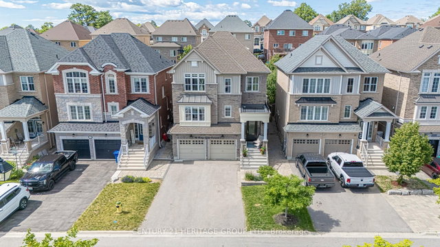 93 Ridge Gate Crescent
