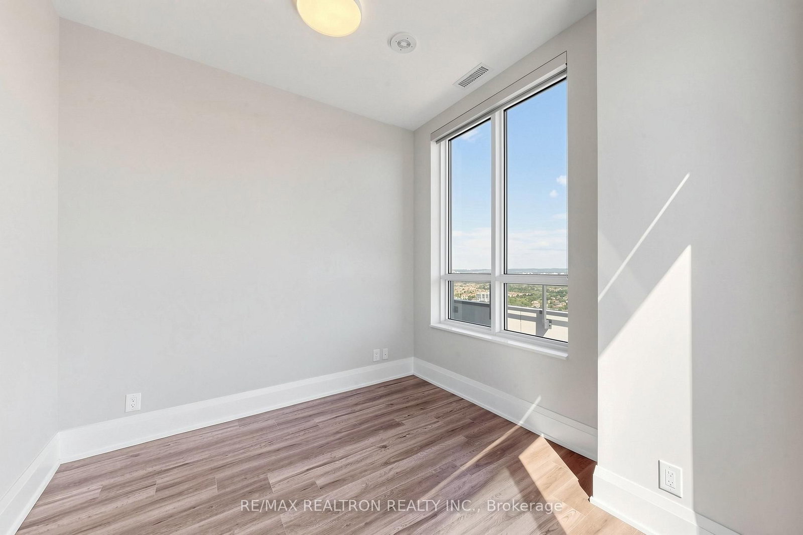 12 Gandhi Lane • #3702 • Markham, ON photo 21