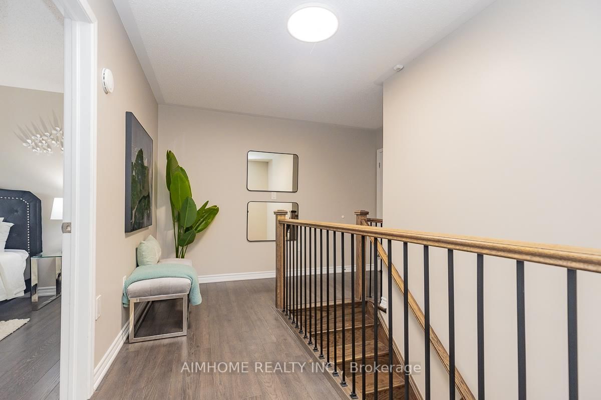 246 Thomas Phillips Drive • Aurora, ON photo 27