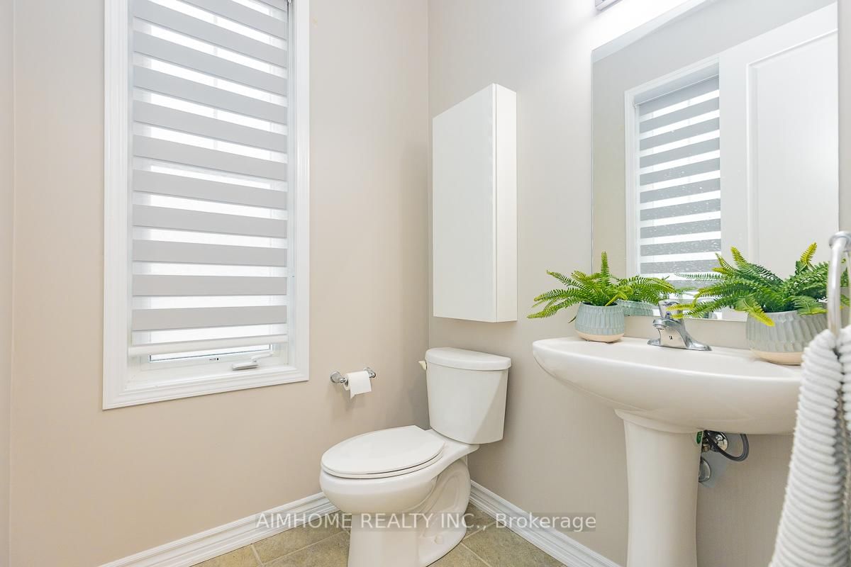246 Thomas Phillips Drive • Aurora, ON photo 36