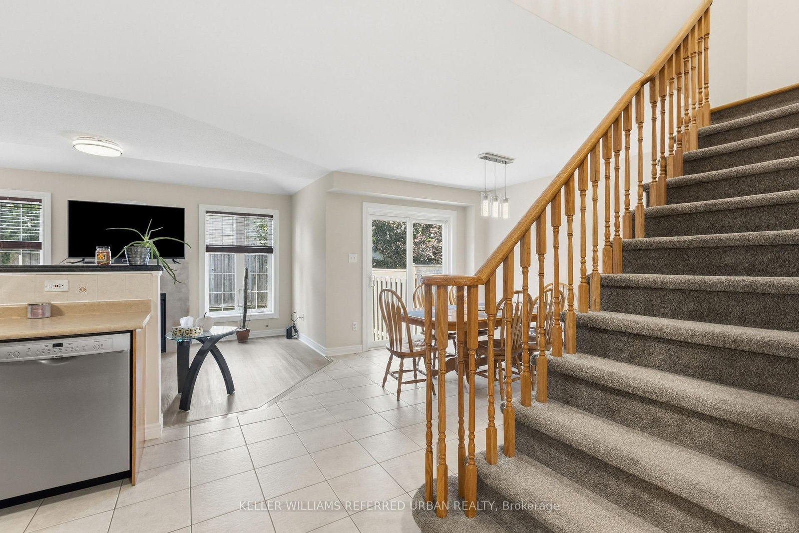 129 Dolce Crescent • Vaughan, ON photo 10