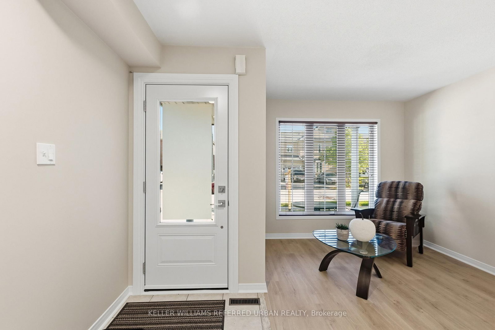 129 Dolce Crescent • Vaughan, ON photo 5