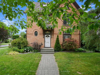 102 Wellington Street E • New Tecumseth, ON photo 2