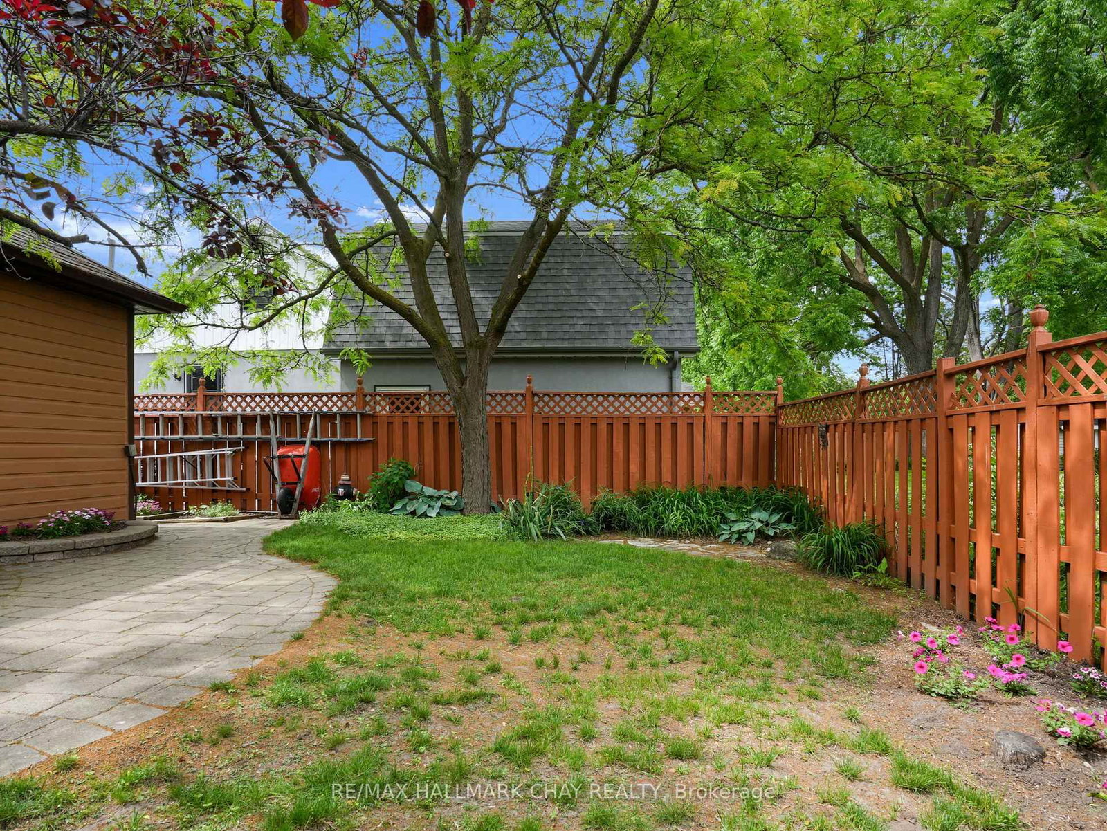 102 Wellington Street E • New Tecumseth, ON photo 39