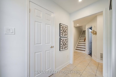 39 Miltrose Crescent — photo 4