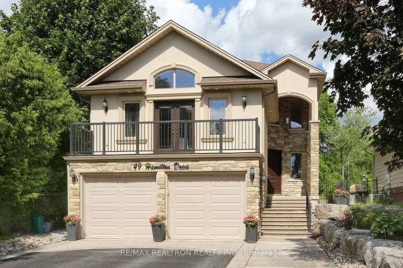 49 Hamilton Drive