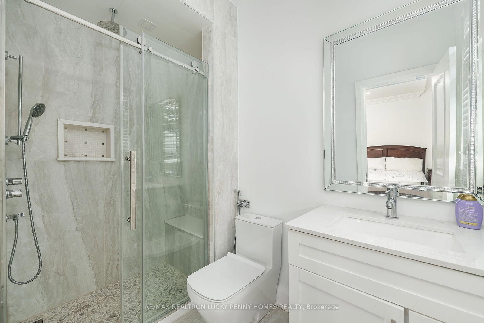 30 Bernadotte Dr, Markham, view 28
