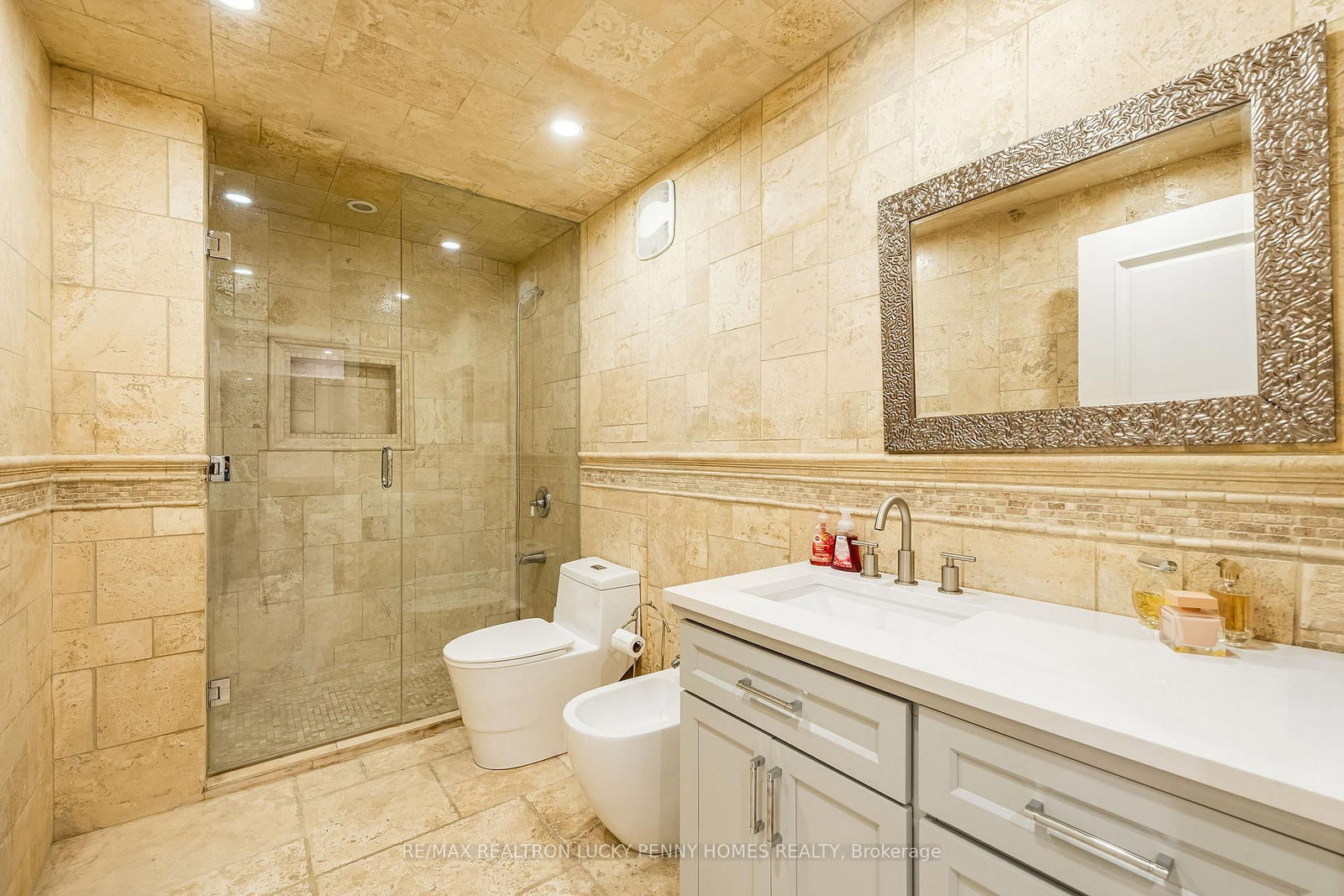 30 Bernadotte Dr, Markham, view 38