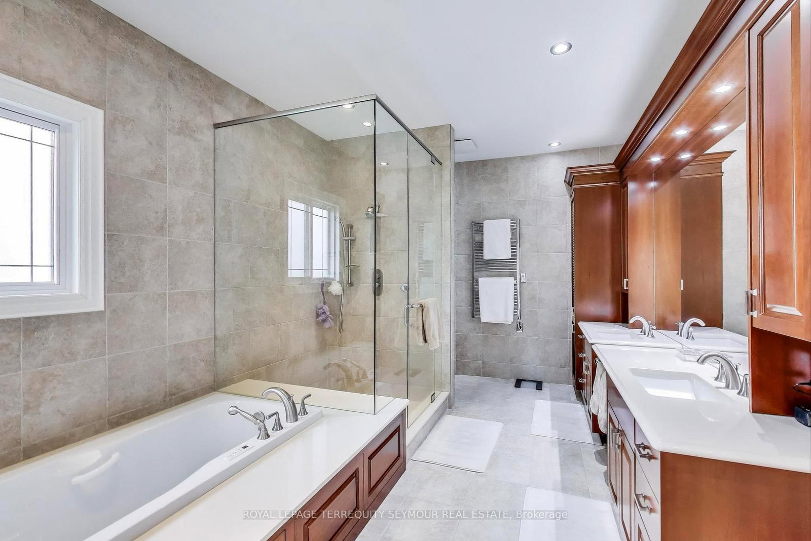 67 Grayfield Drive • Whitchurch-Stouffville, ON photo 18