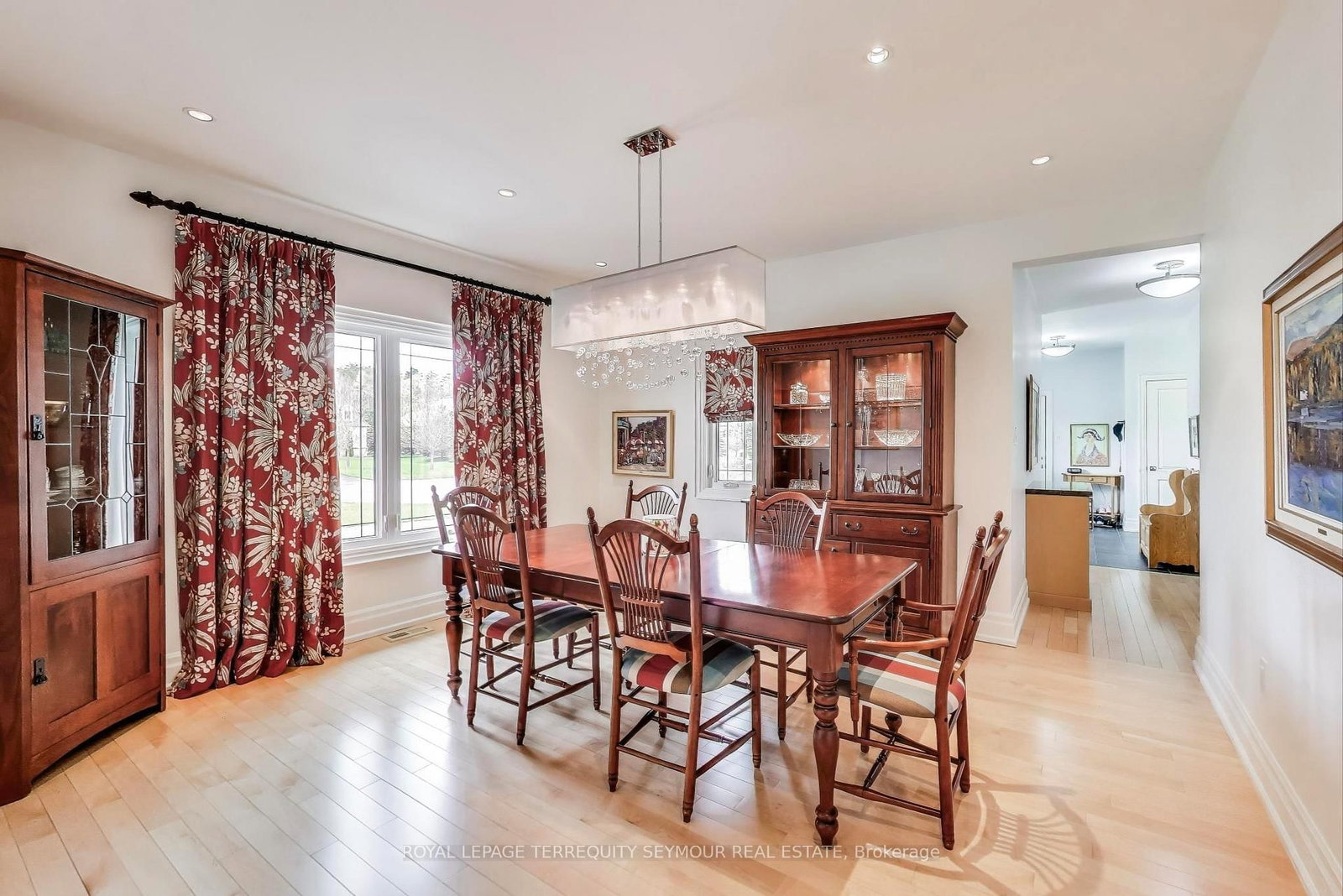 67 Grayfield Drive • Whitchurch-Stouffville, ON photo 8