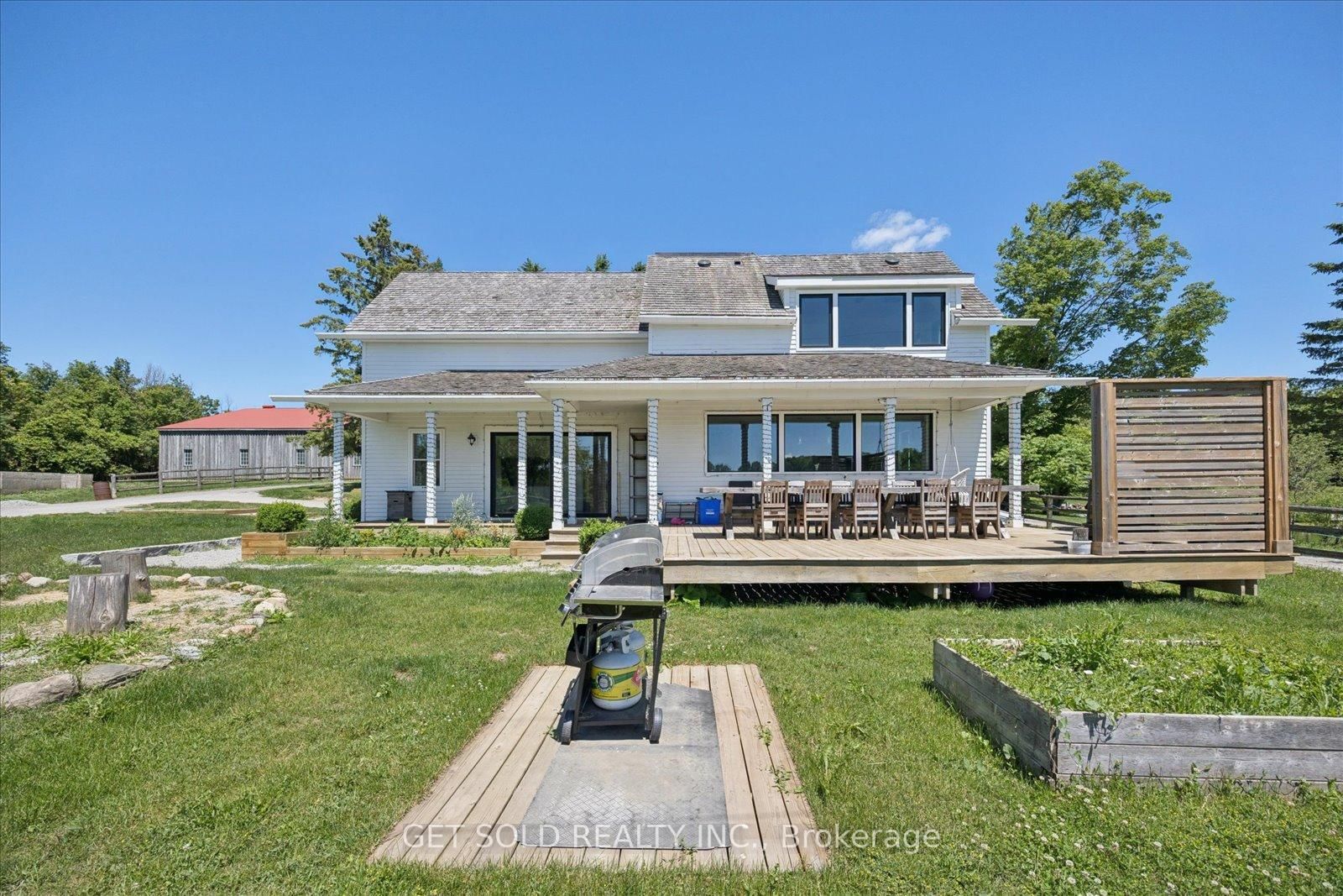 14059 McCowan Road • Whitchurch-Stouffville, ON photo 3
