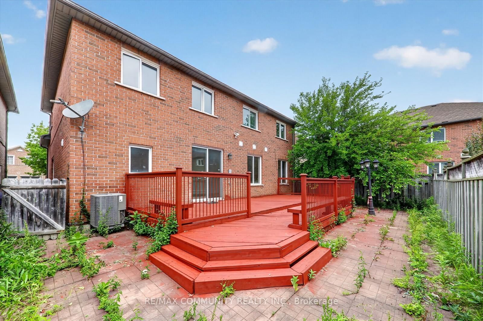29 W River Forest Street • Markham, ON photo 5