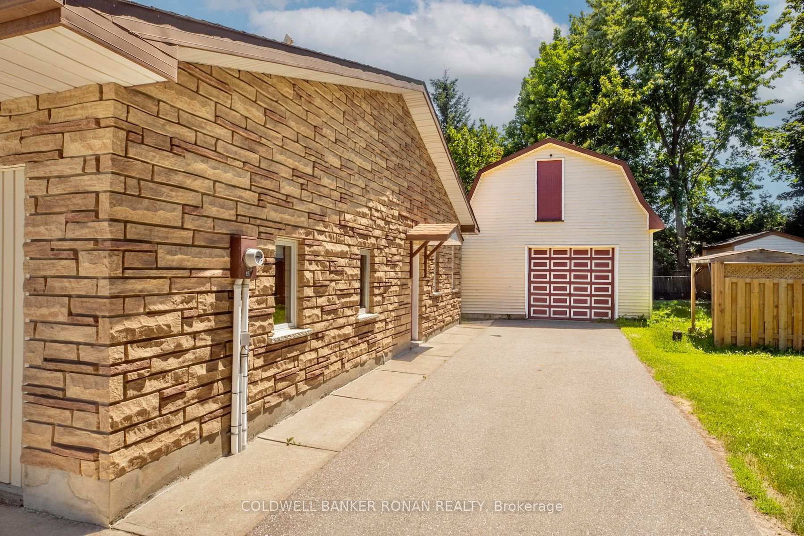 9199 Highway 89 • Adjala-Tosorontio, ON photo 36