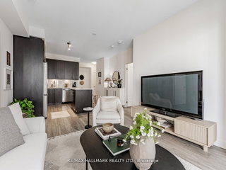 404 - 105 Oneida Crescent