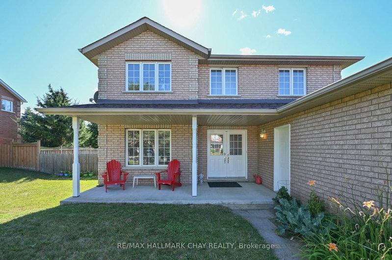 16 Brian Crescent