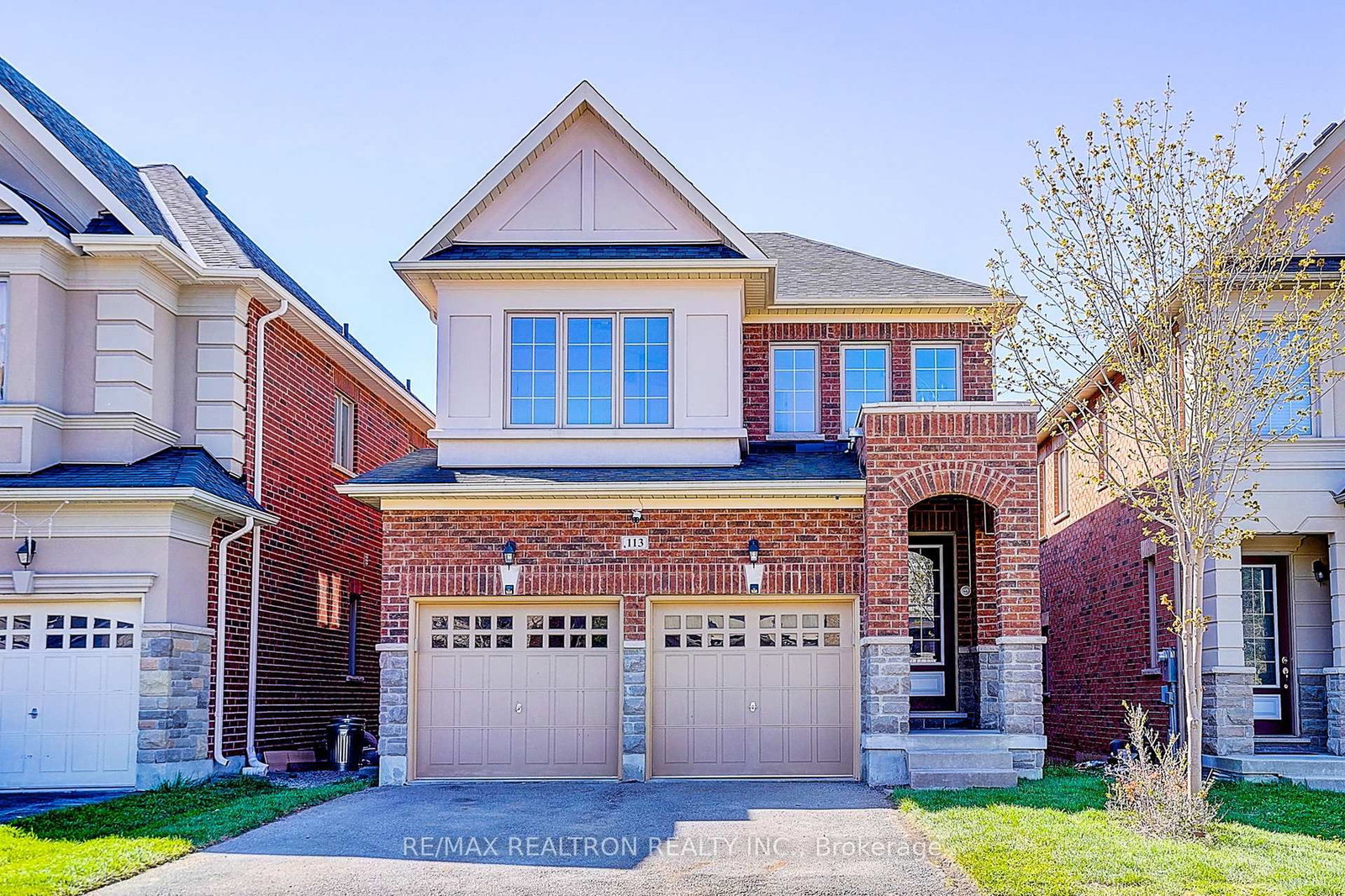 113 Riding Mountain Drive • Richmond Hill, ON photo 1
