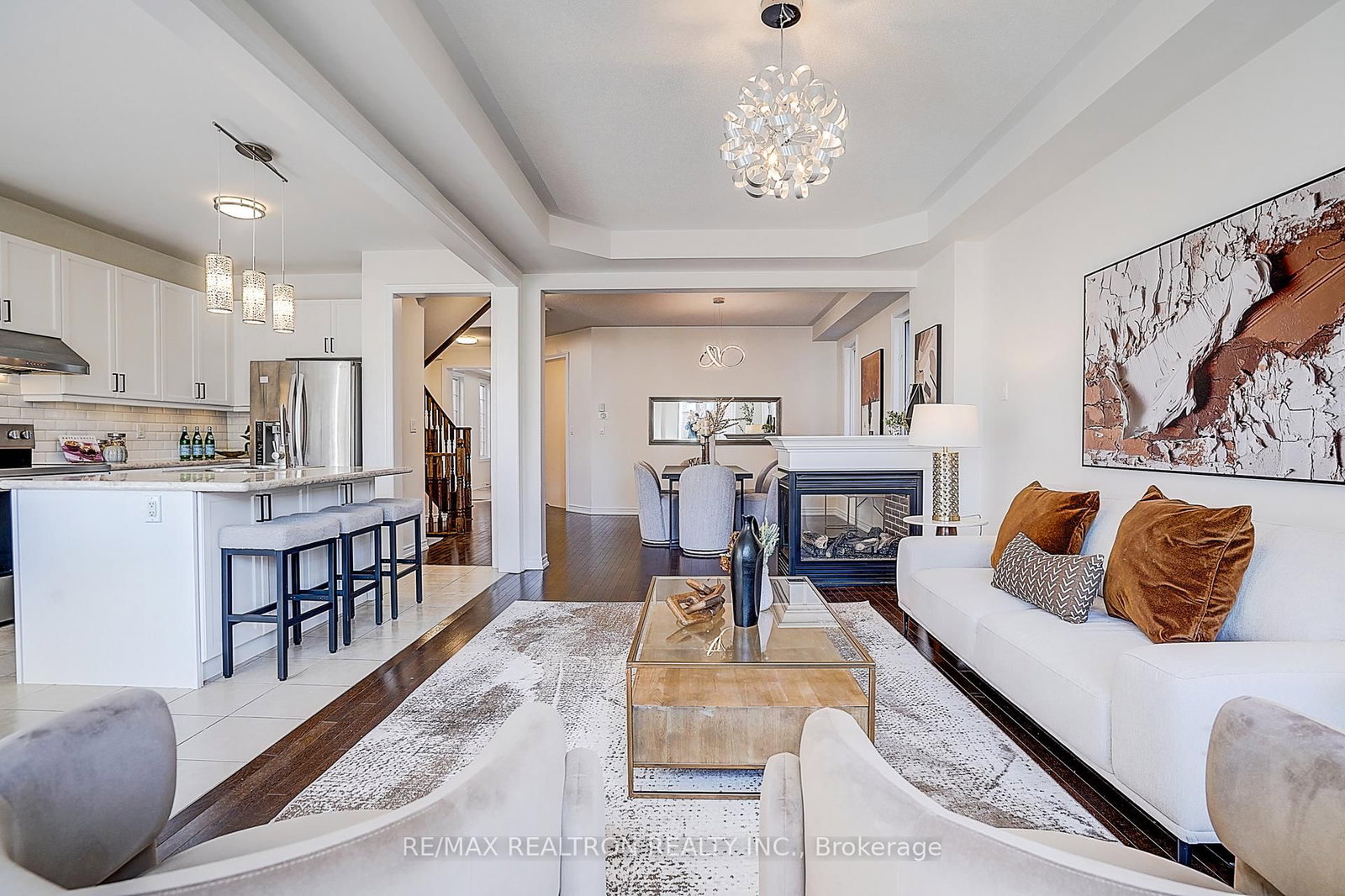 113 Riding Mountain Drive • Richmond Hill, ON photo 11