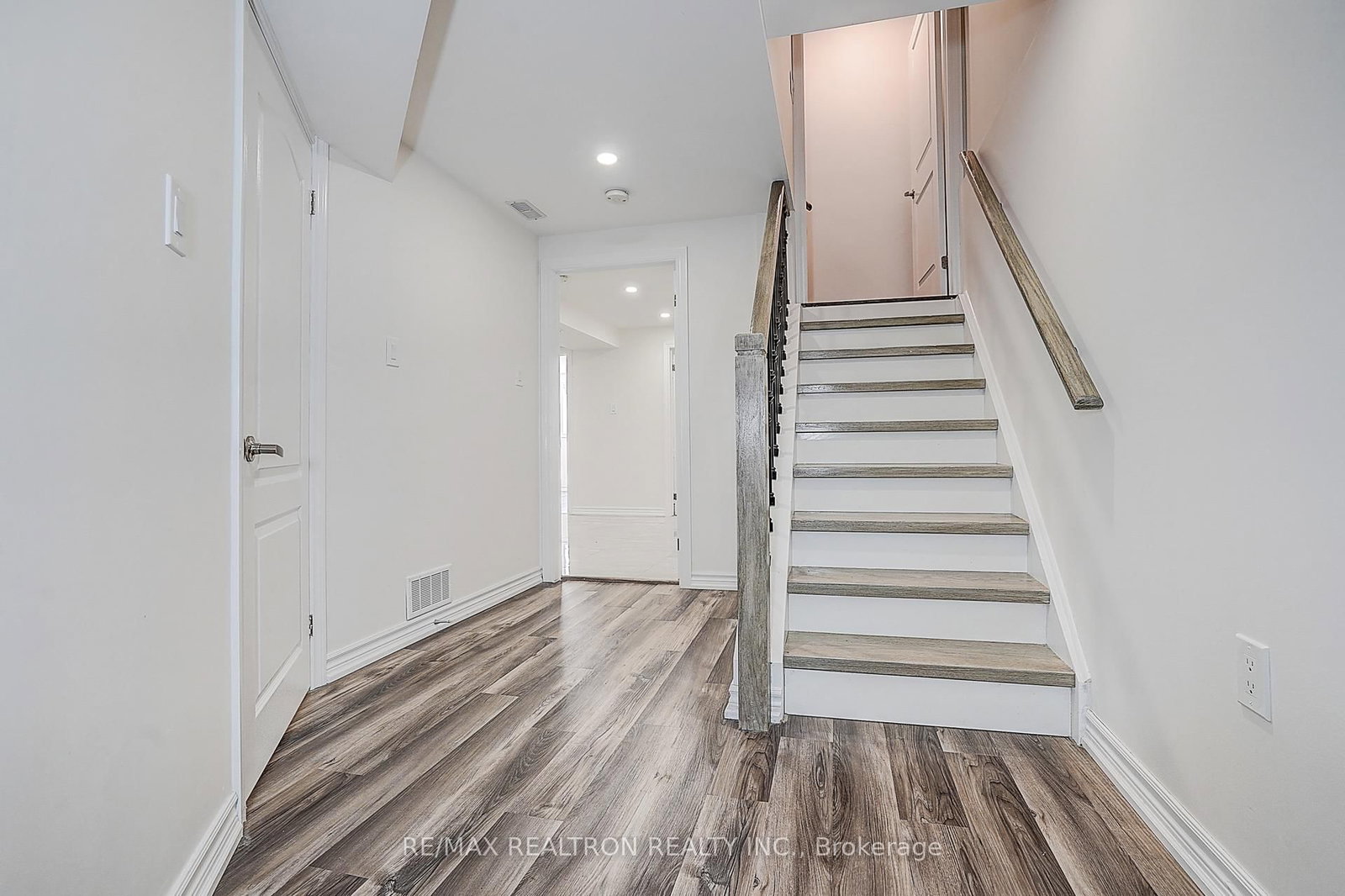 113 Riding Mountain Drive • Richmond Hill, ON photo 39