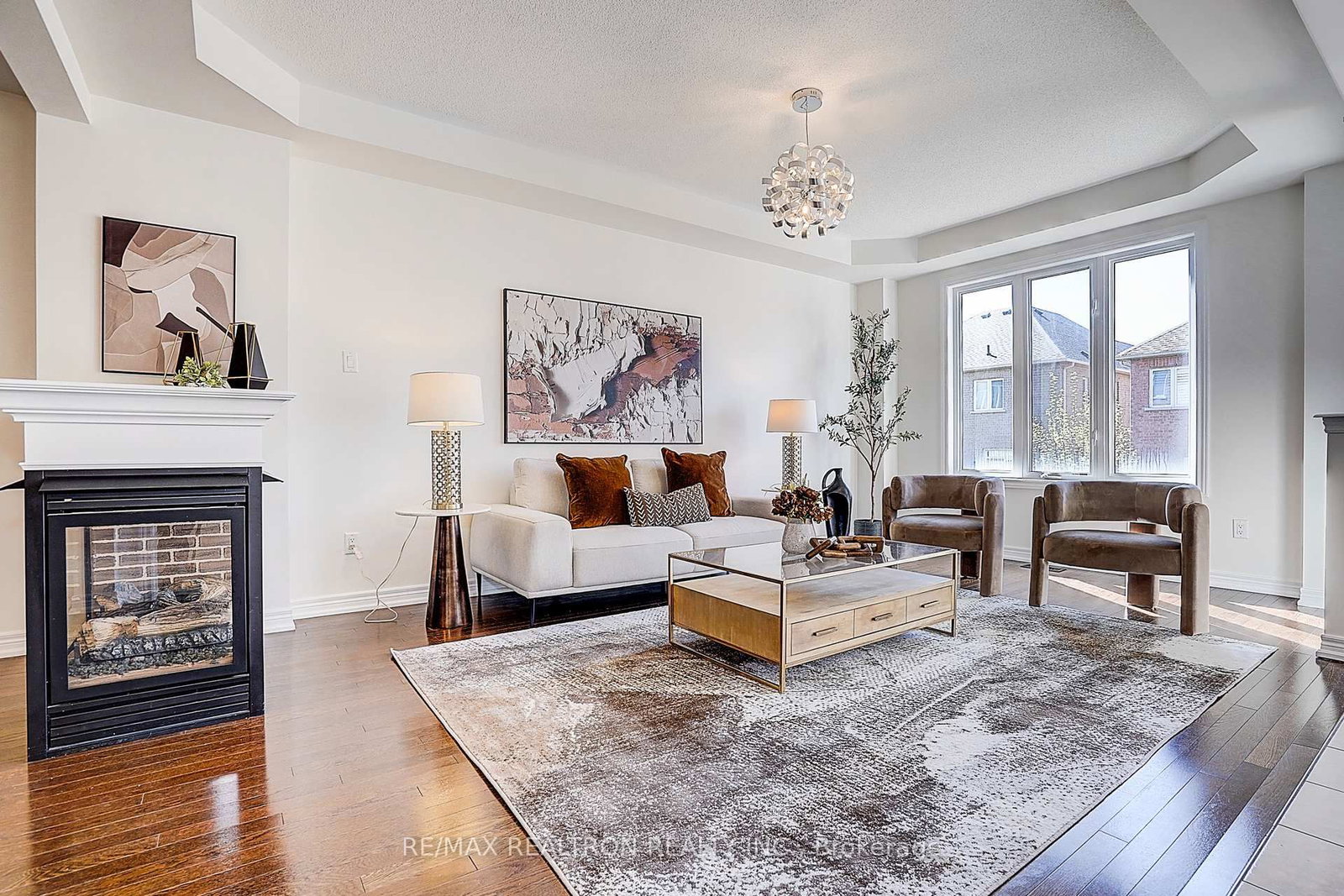 113 Riding Mountain Drive • Richmond Hill, ON photo 8