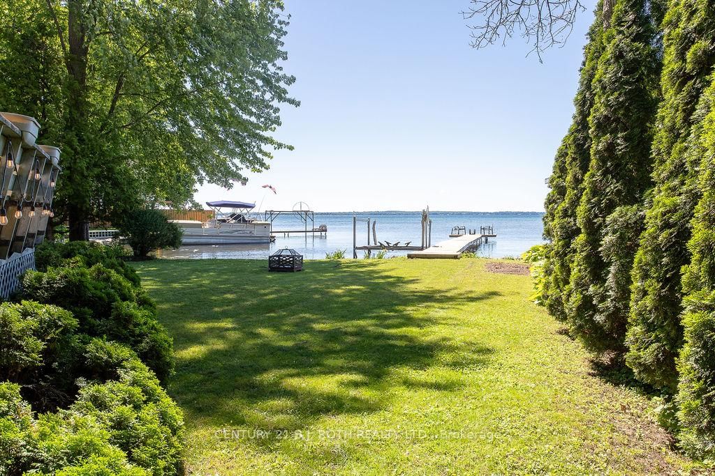 2389 Crystal Beach Road • Innisfil, ON photo 12