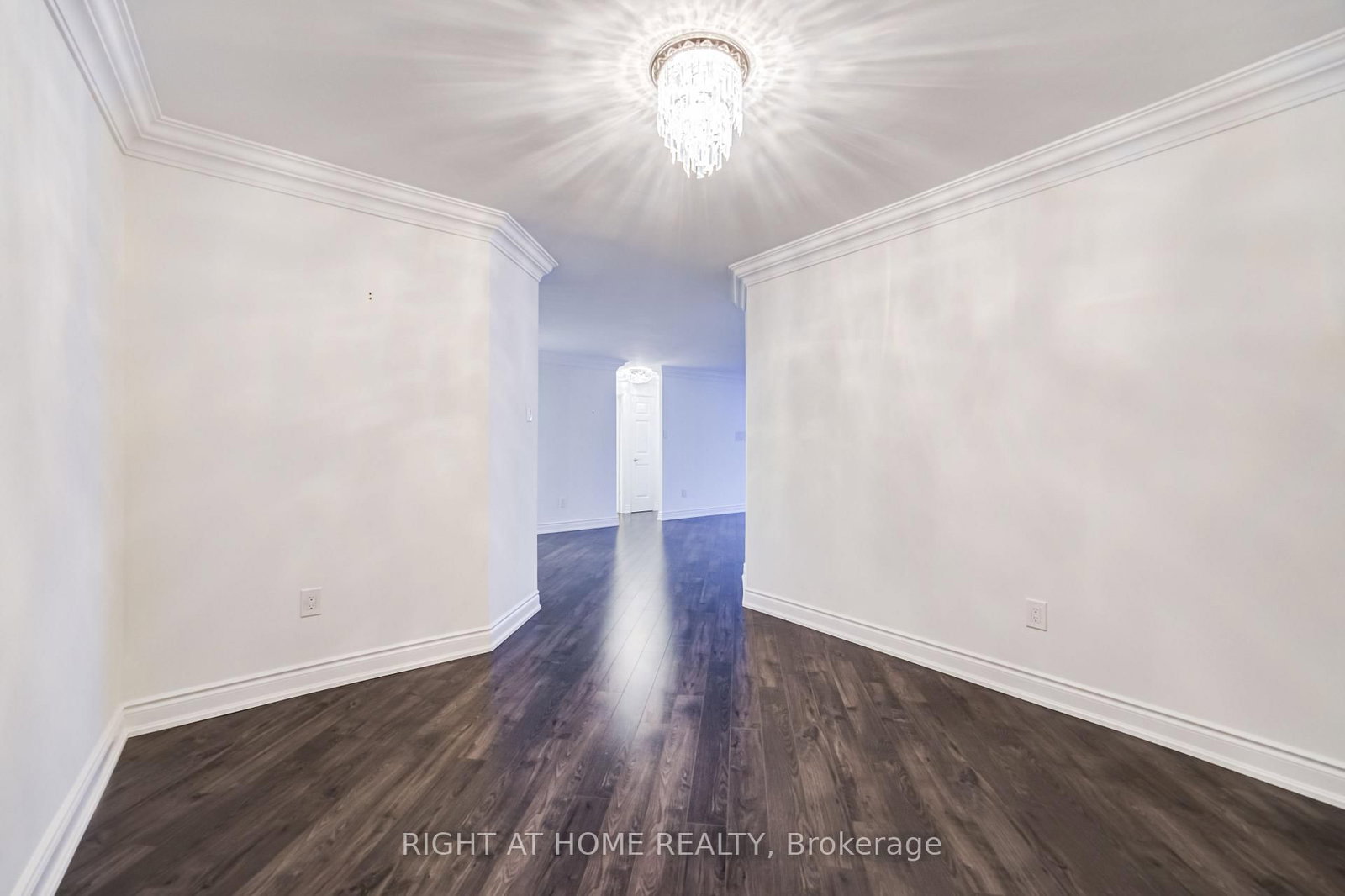 333 W CLARK Avenue • #412 • Vaughan, ON photo 10