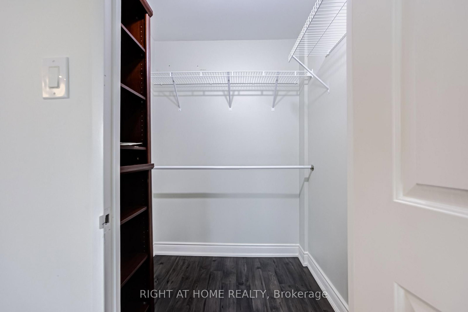 333 W CLARK Avenue • #412 • Vaughan, ON photo 27