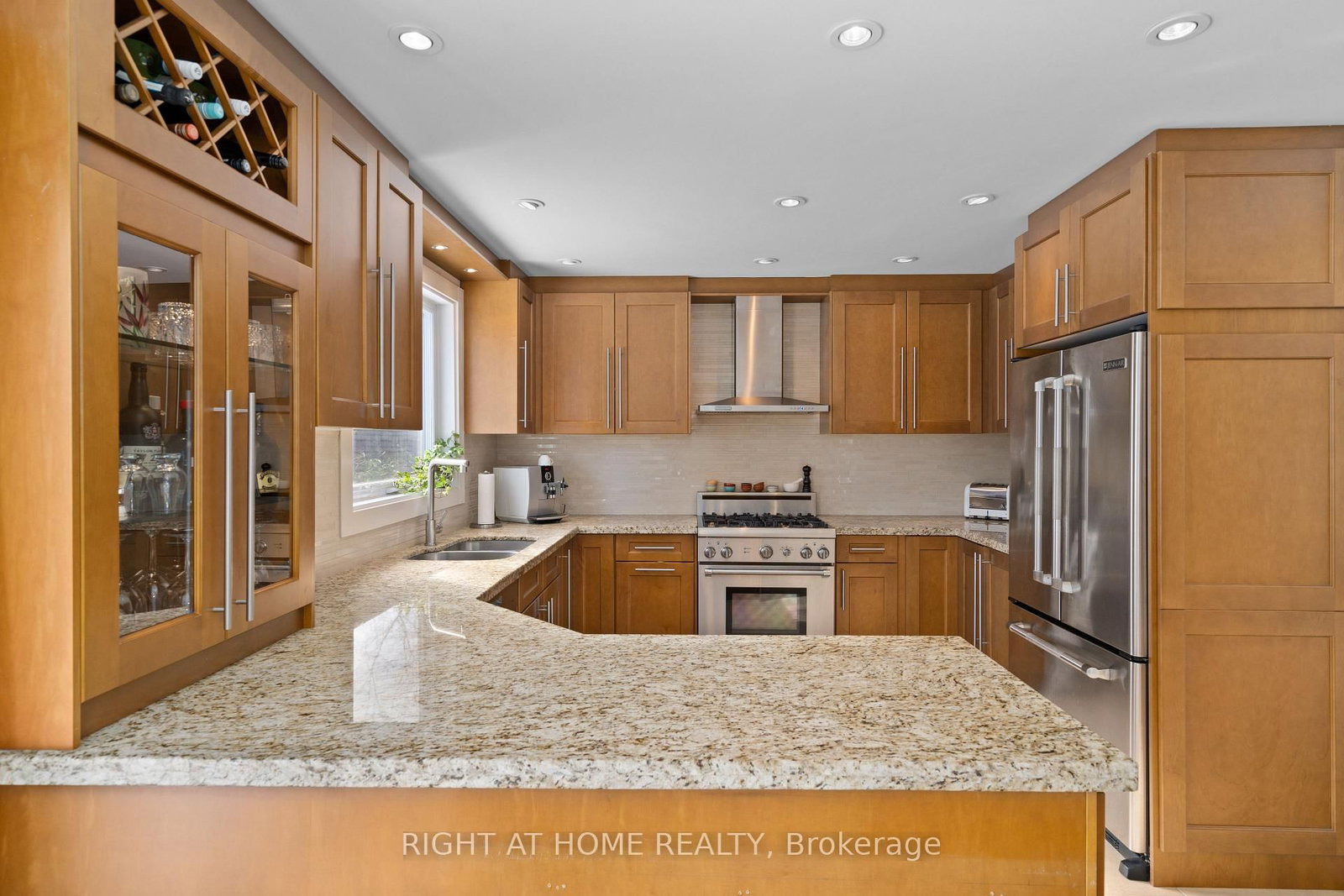 54 London Road • Newmarket, ON photo 11