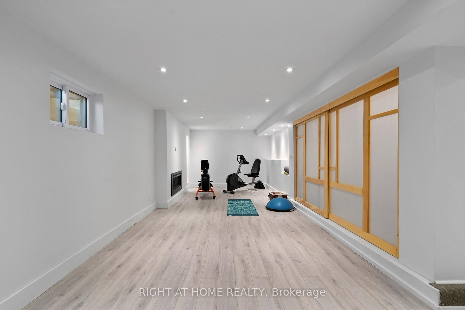 54 London Road • Newmarket, ON photo 20