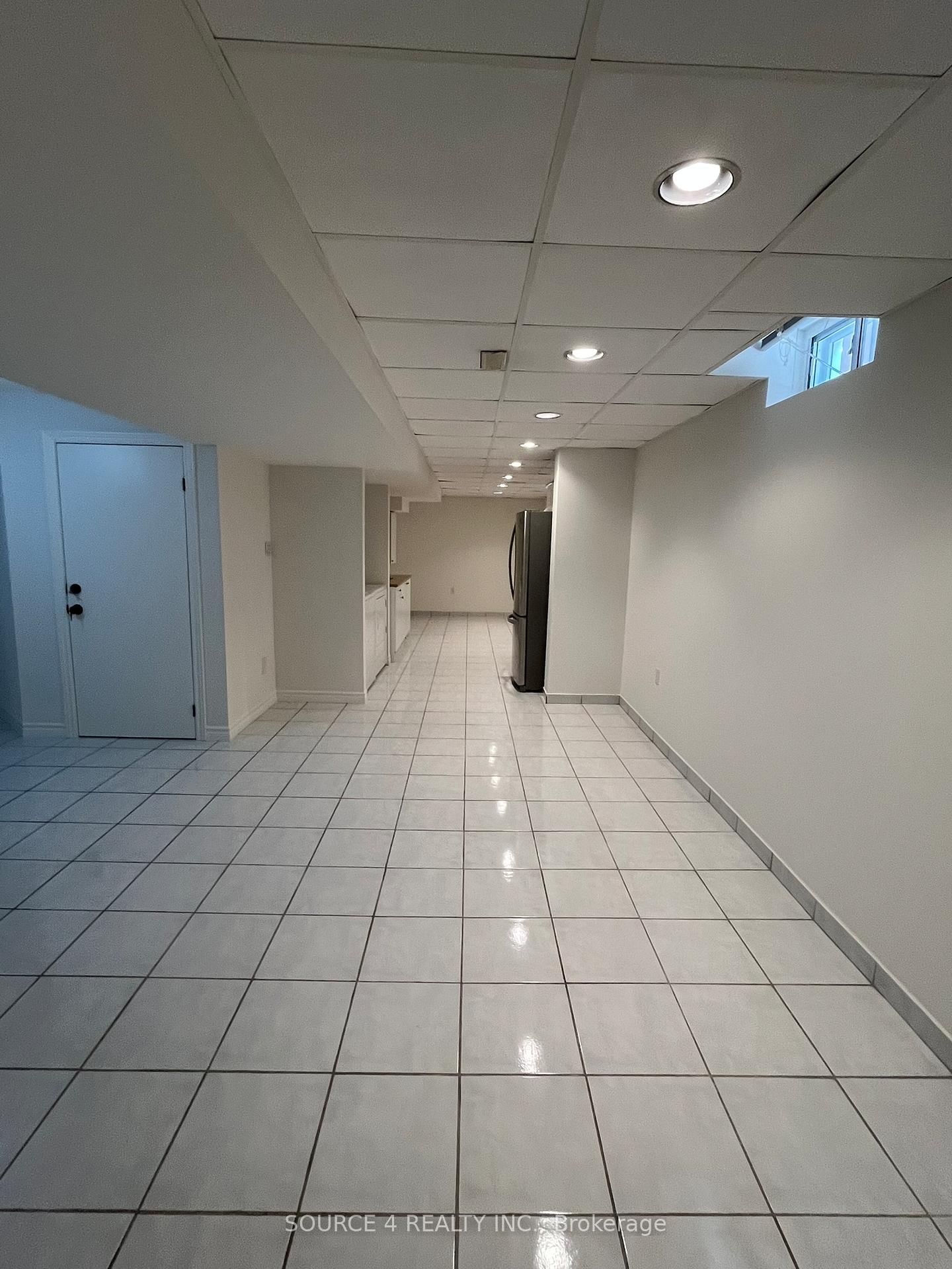 Basement - 138 Venetian Crescent, Vaughan 2