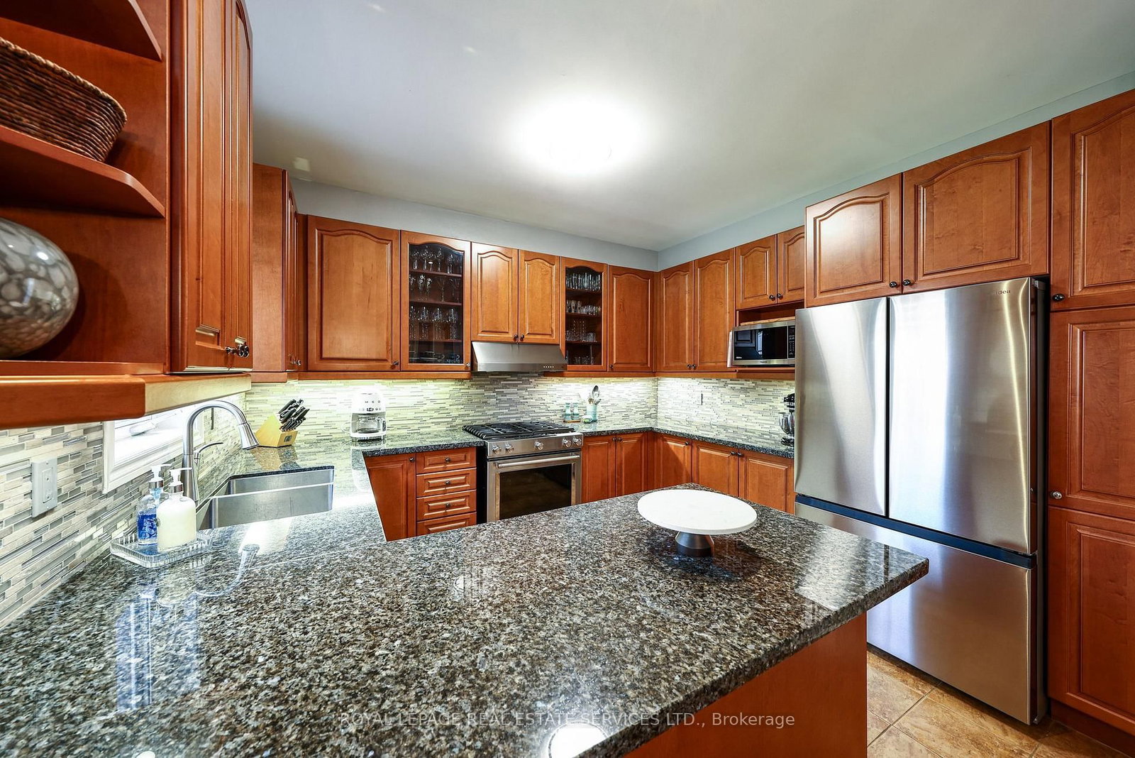 140 Humber Forest Court • Vaughan, ON photo 15