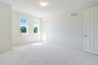 63 Bluebird Boulevard • Adjala-Tosorontio, ON photo 8