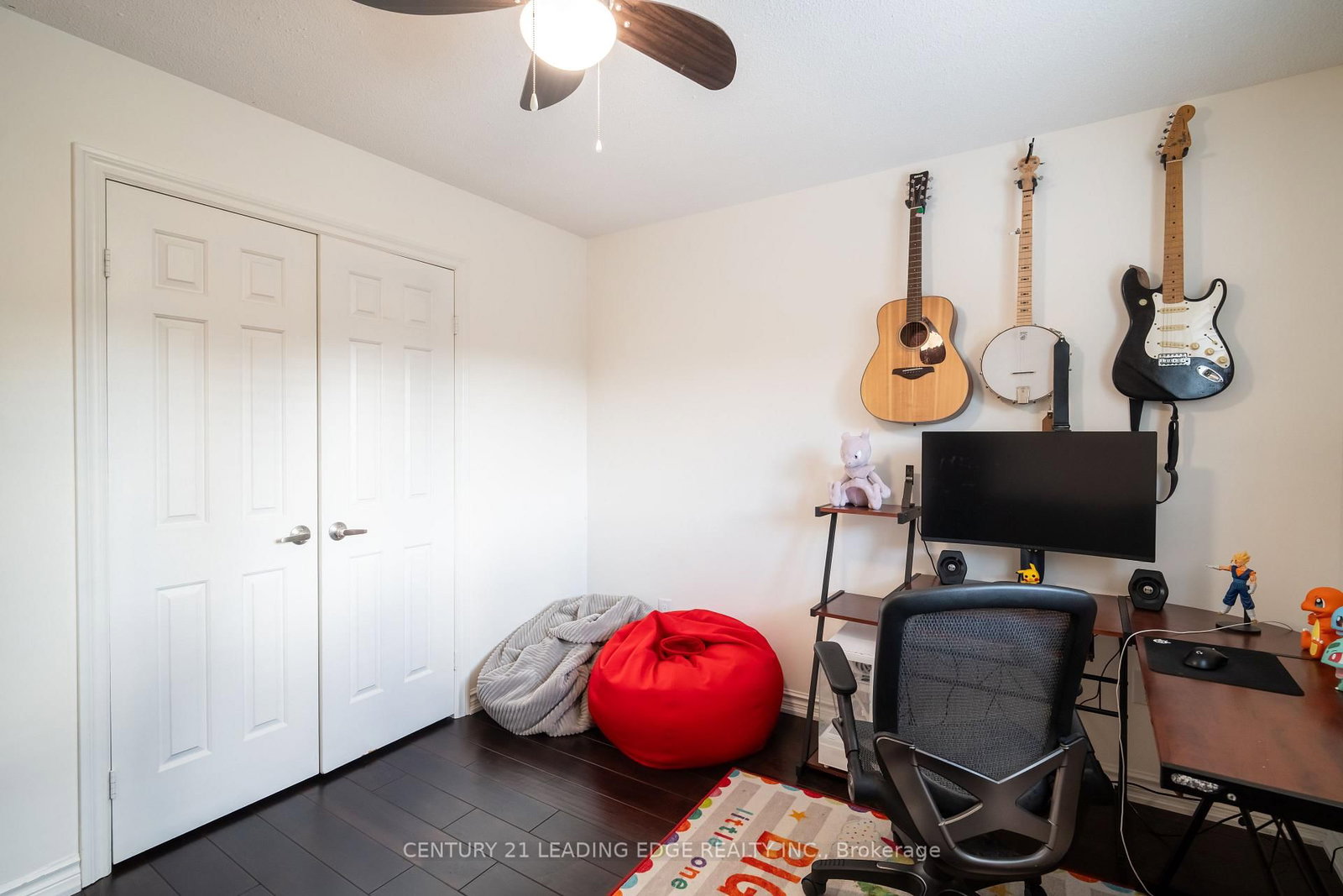 53 McClenny Drive • Aurora, ON photo 21