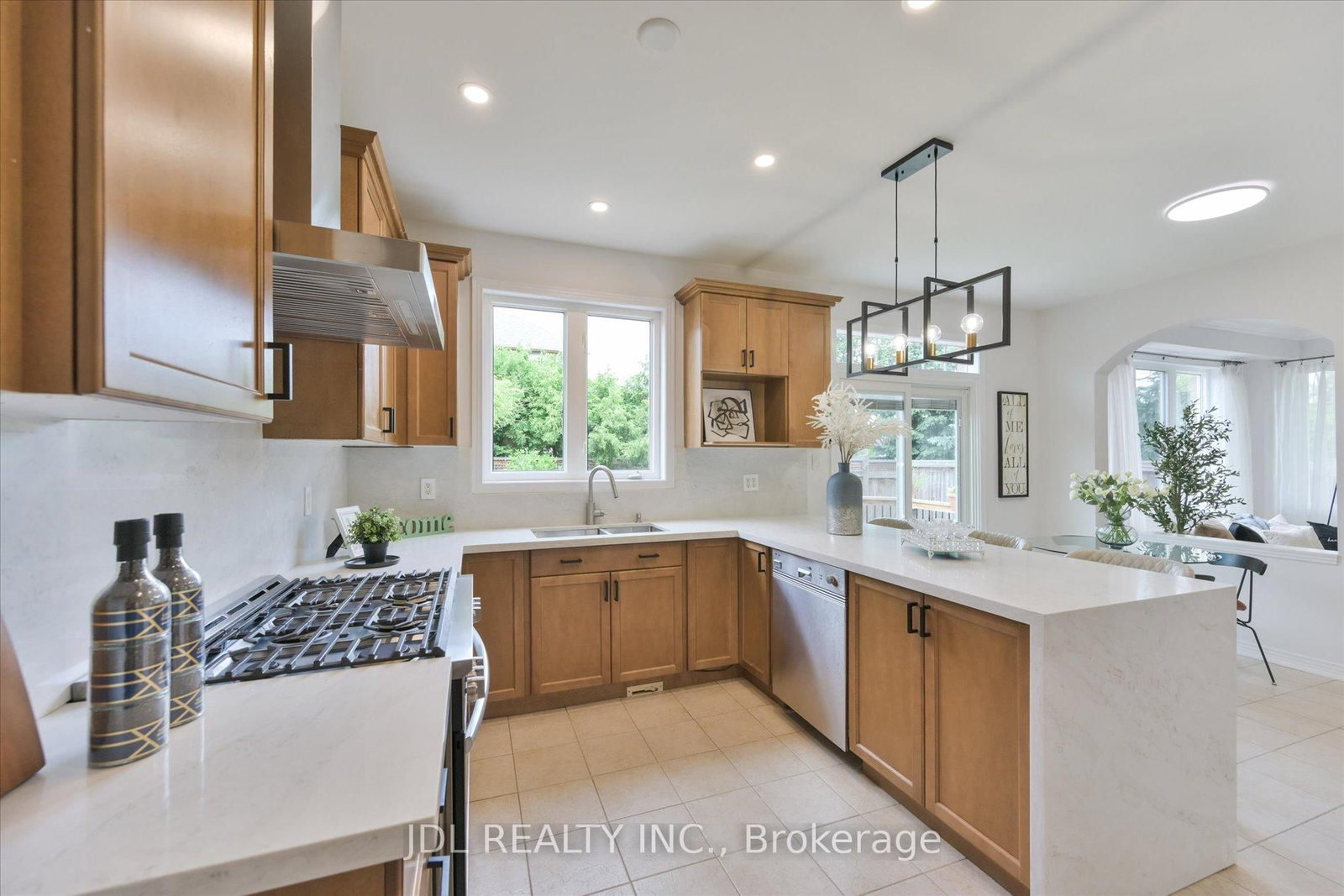 35 Stoneheath Crescent • Markham, ON photo 14