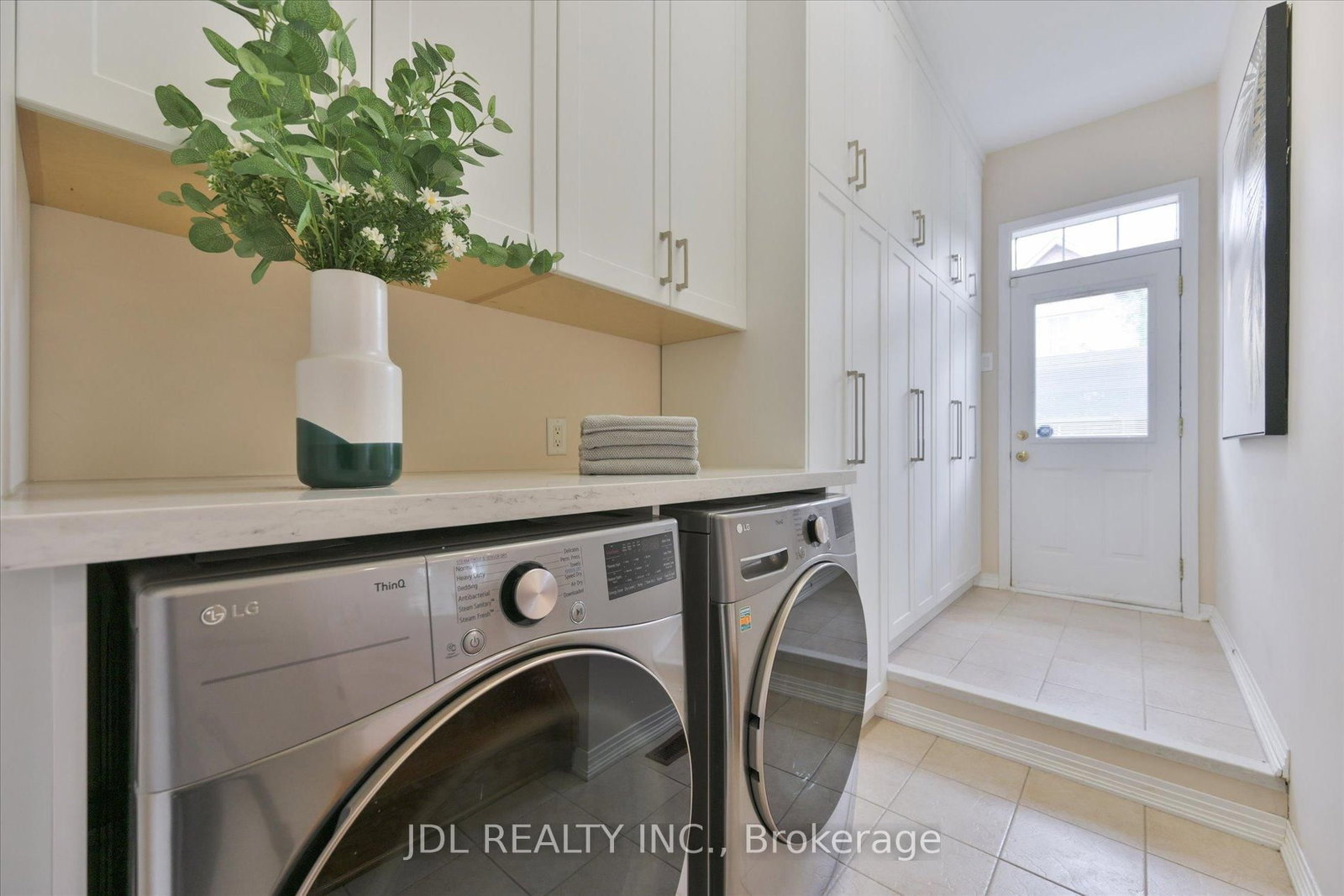 35 Stoneheath Crescent • Markham, ON photo 18