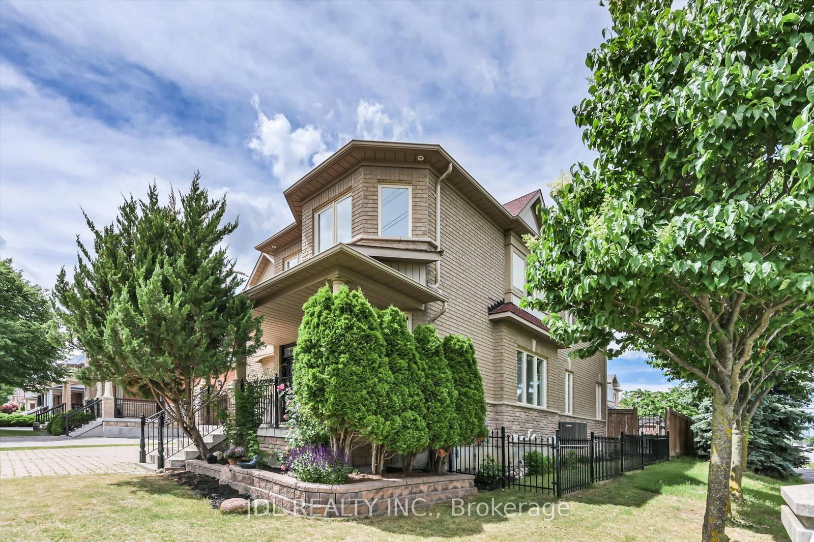 35 Stoneheath Crescent • Markham, ON photo 50