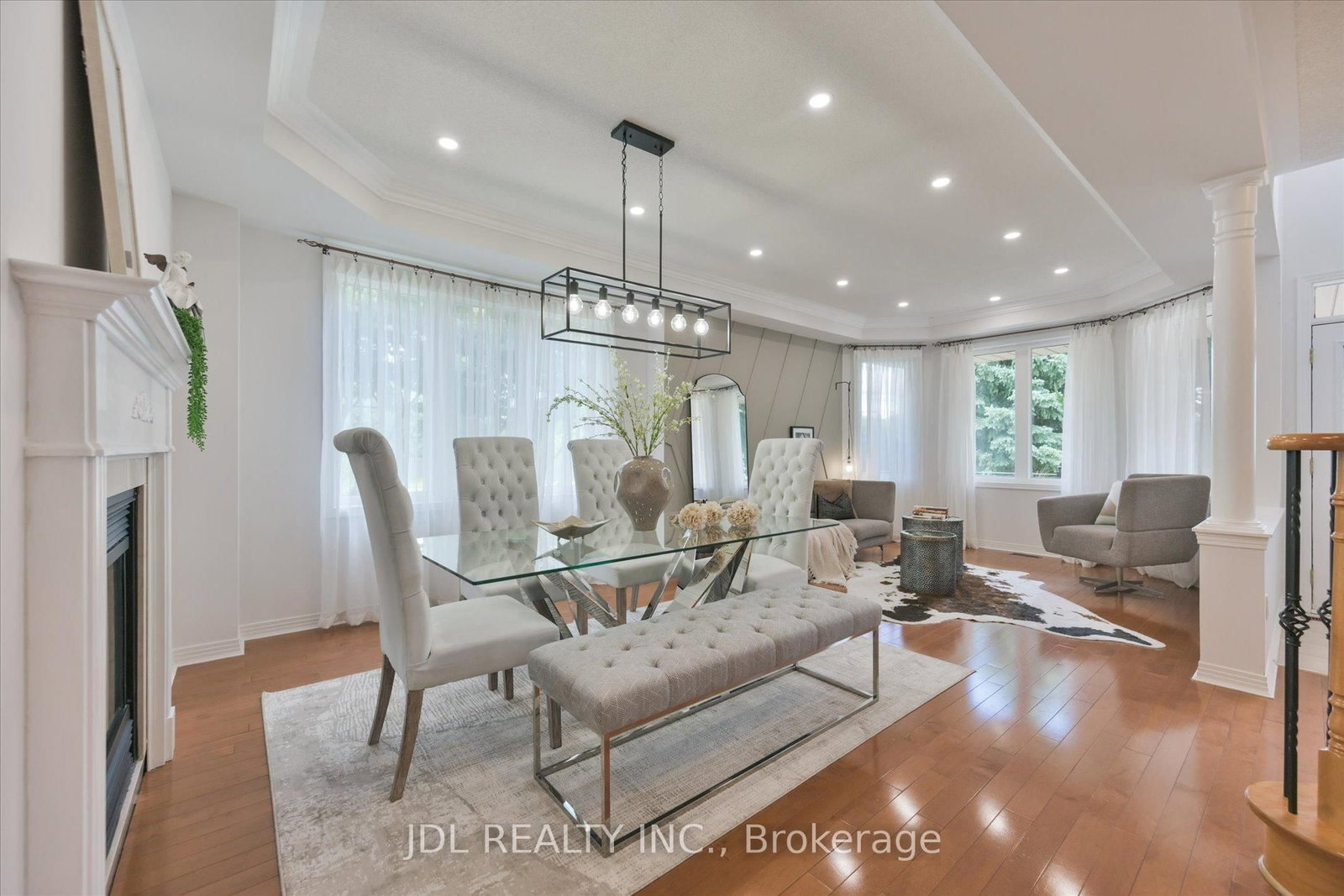 35 Stoneheath Crescent • Markham, ON photo 8